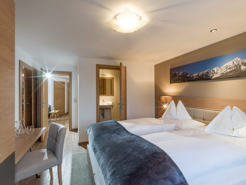 Appartements_Bergland_Ellmau_Appartement_4_Schlafzimmer_1